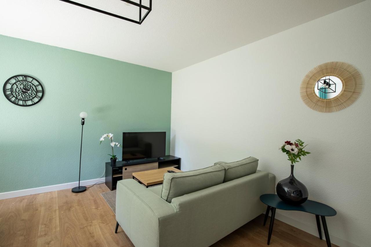 T4 Climatise Au Pied Des Rempart Avec Parking Apartment Avignon Exterior foto